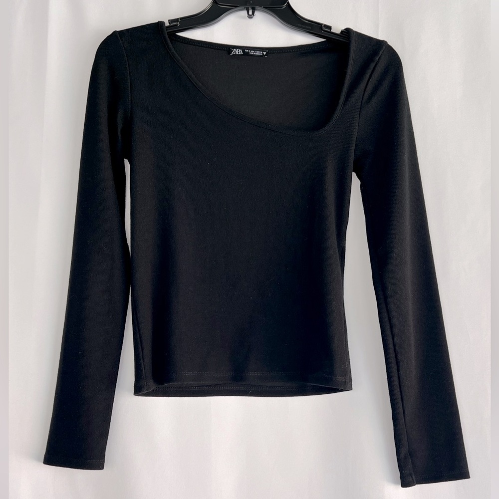 Zara asymmetrical neckline long sleeve T-shirt - black, small